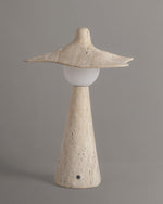 Bonnet Woman Traverten